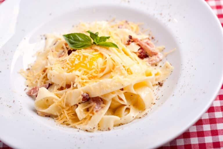 Tagliatelles à la carbonara