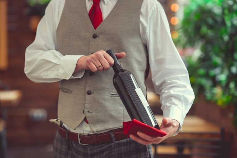 Ouvrir une bouteille de vin sans tire bouchon