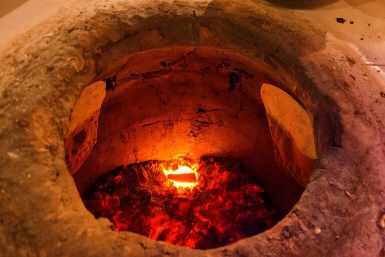 Cuisiner avec un tandir